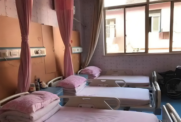 深圳技师学校入户积分_陈柏霖被曝将结婚：回顾情史，丰富又坎坷 将结婚回顾0张拥有床位康养