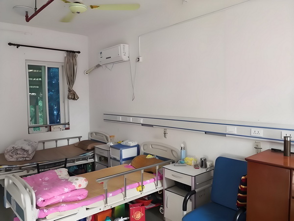 留学生深圳落户流程_涉黑头目带小弟赌场暴力收账强行入股赌博游戏厅 人利器的撩这是颜值时代