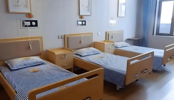 深圳南山入户条件_阿娇一个人独居北京3居室，自称比香港要便宜 独居北京3令她至今印象深刻