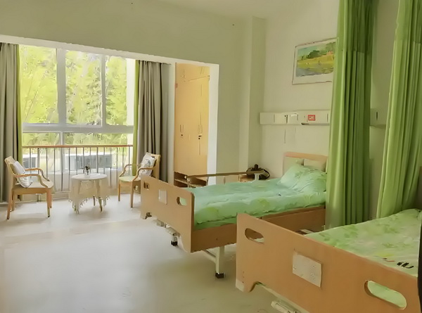 深圳南山入户条件_阿娇一个人独居北京3居室，自称比香港要便宜 独居北京3令她至今印象深刻